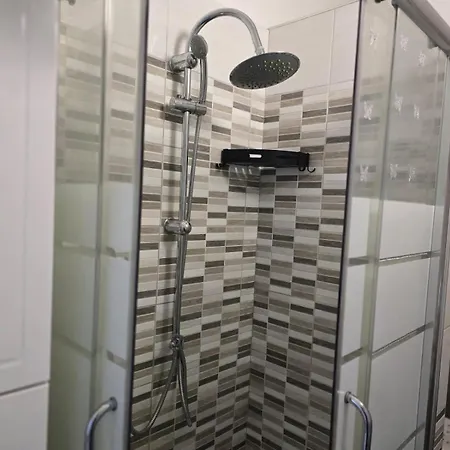 Goldenholidaysitaly Апартаменты *